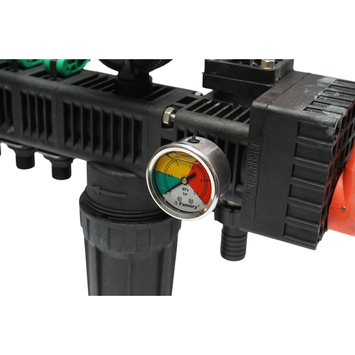 Distribuitor erbicidator cu 5 cai, filtru si manometru cu glicerina 25 bar